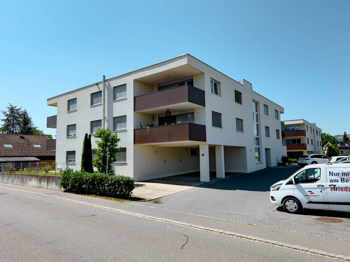 Helle gepflegte Wohnung mit großem Balkon barrierefrei