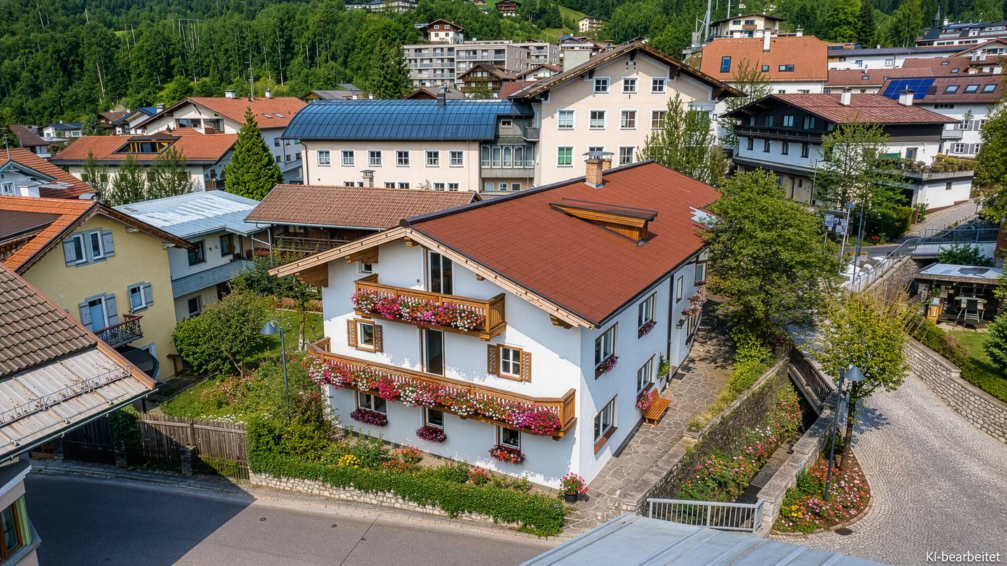 Zentrales historisches Stadthaus mit Sauna Wohnung