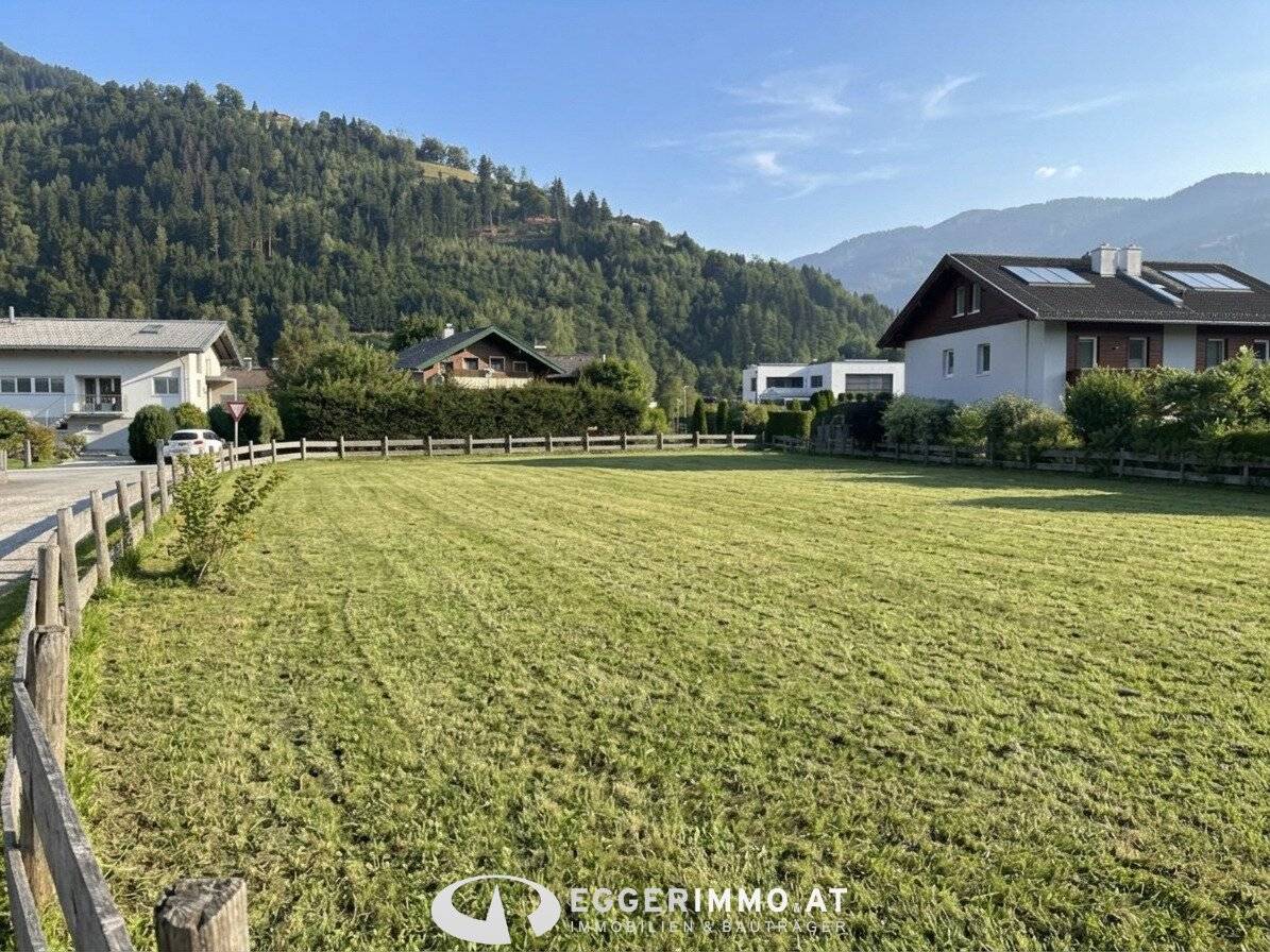 5700 Zell am See / Zellermoos : Available immediately Sunny plot in a quiet location, Zellermoos, 930 m², floor area ratio 0.5 GFZ
