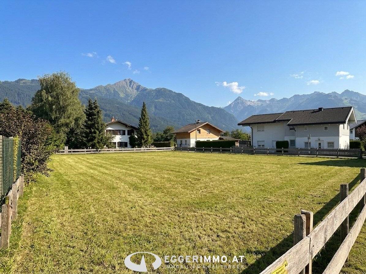 5700 Zell am See / Zellermoos : Available immediately Sunny plot in a quiet location, Zellermoos, 930 m², floor area ratio 0.5 GFZ