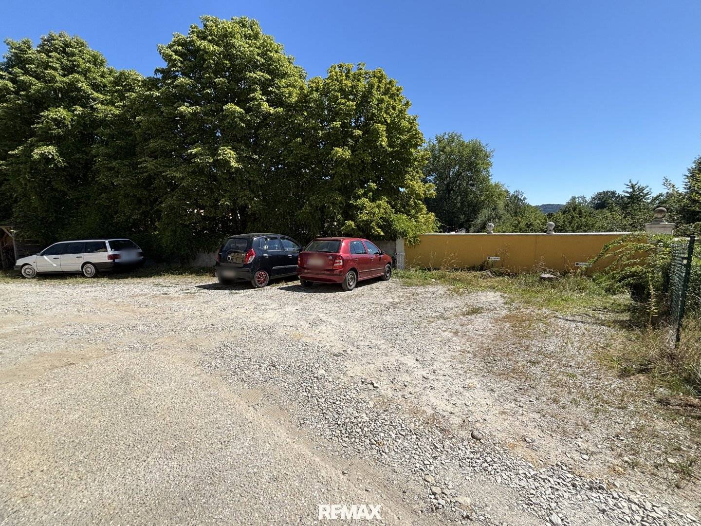 Vielseitiges Mehrparteienhaus mit vier Wohneinheiten in Diersbach