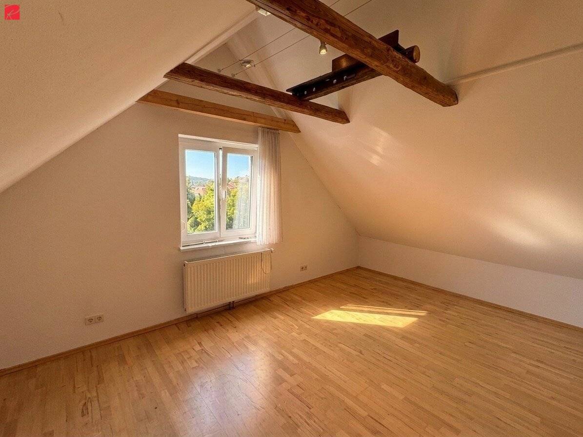 Großzügiges Einfamilienhaus mit traumhaftem Gartenparadies!