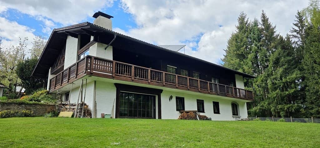 Am Balkon von Schärding: Direktor-Landhaus in unverbaubarer Grünrandlage, ca. 230 m² Wohnfläche