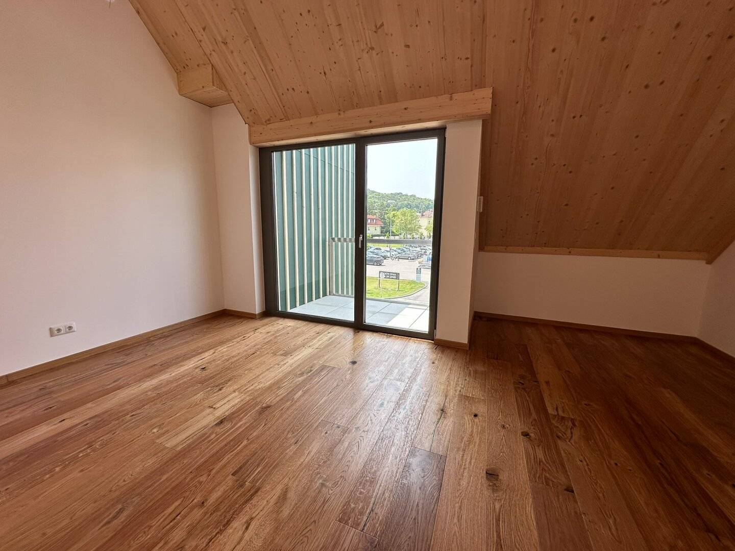 1-5 room apartments, first occupancy, air heat pump, photovoltaic system, private garden, terraces, elevator