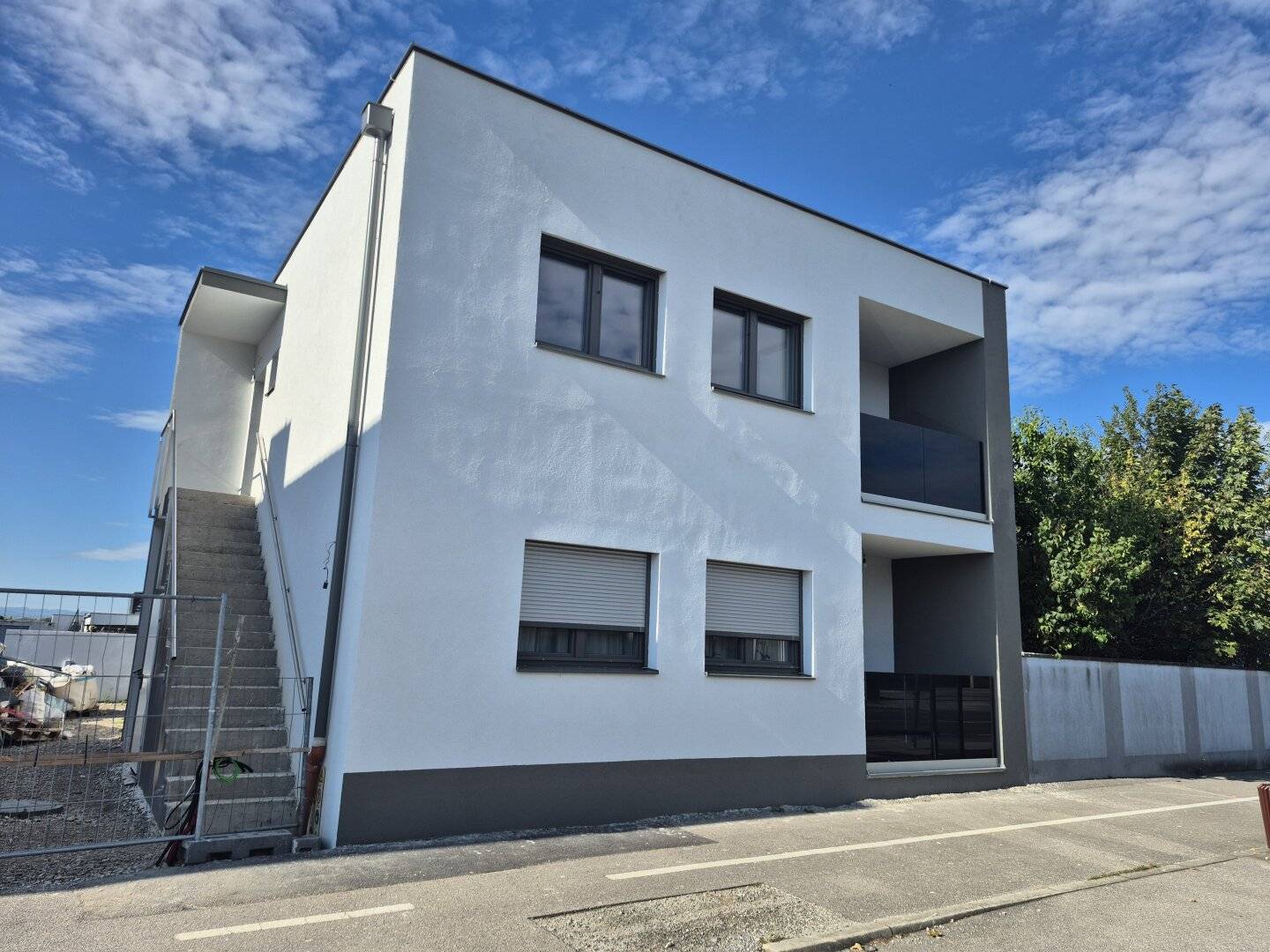 NEU !! Erstbezug, 2 Schlafzimmer, Fußbodenheizung, Küche, Loggie, keine Anzahlung, kein Genossenschaftsanteil