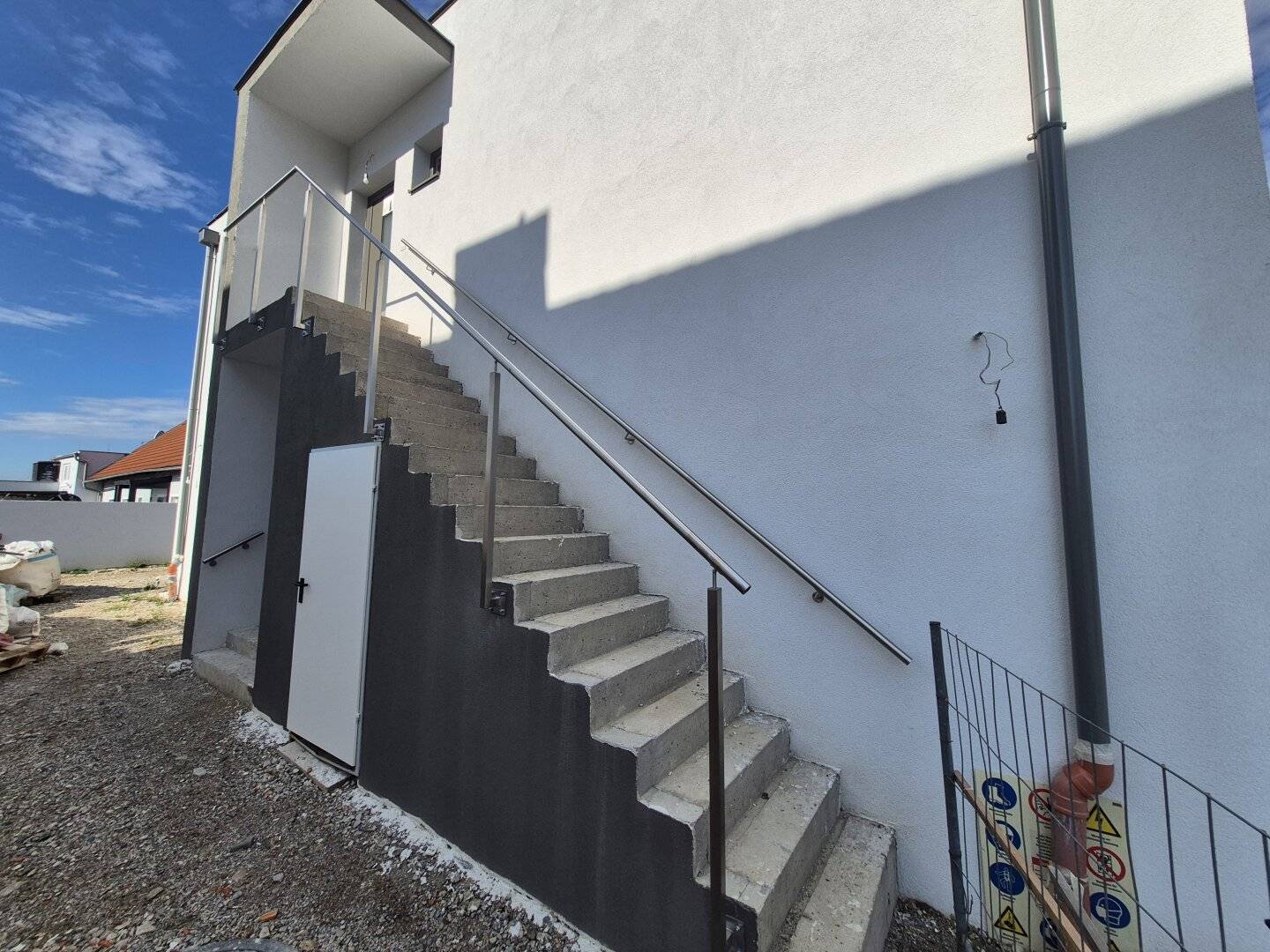 NEU !! Erstbezug, 2 Schlafzimmer, Fußbodenheizung, Küche, Loggie, keine Anzahlung, kein Genossenschaftsanteil