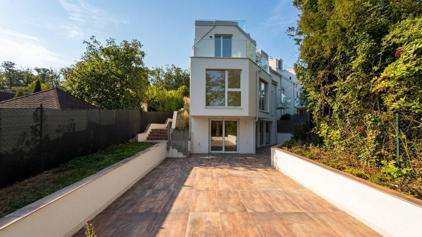 HÖRNDLWALD LIVING: Exclusive terraced houses with view over Vienna