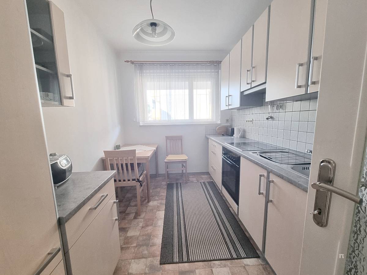 Wohnung mit saniertem Bad 2025 und Balkon