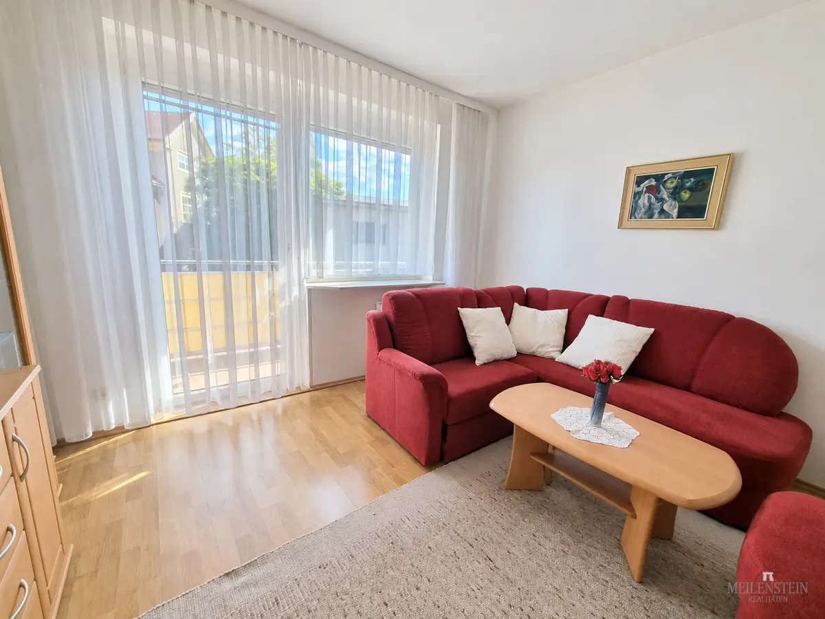 Wohnung mit saniertem Bad 2025 und Balkon