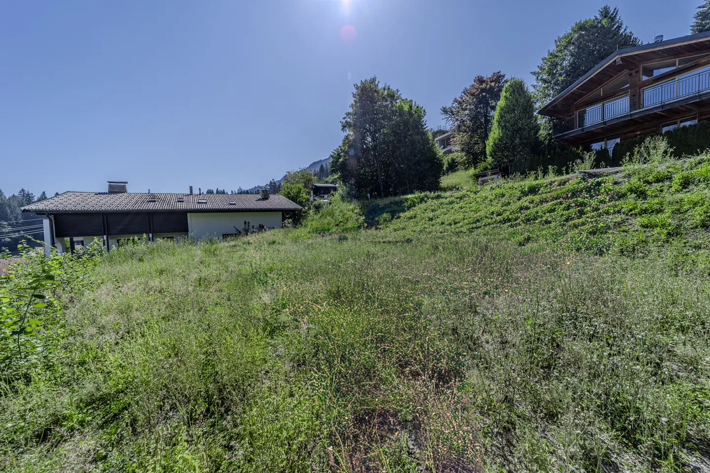 Panoramic view and direct piste access apartment