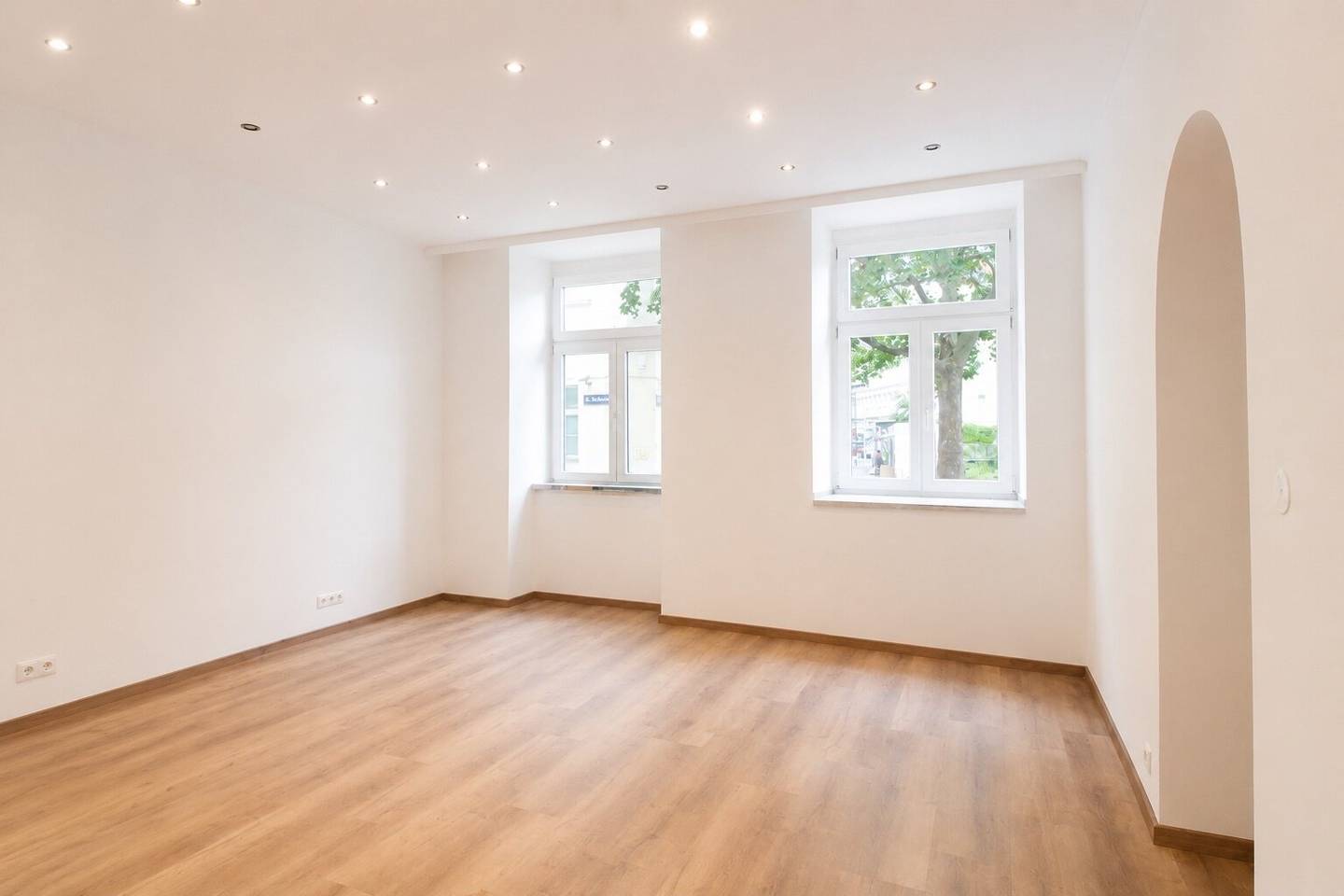Geschäftslokal  direkt am Karmelitermarkt – ca. 29 m² im historischen Wiener Stilaltbau