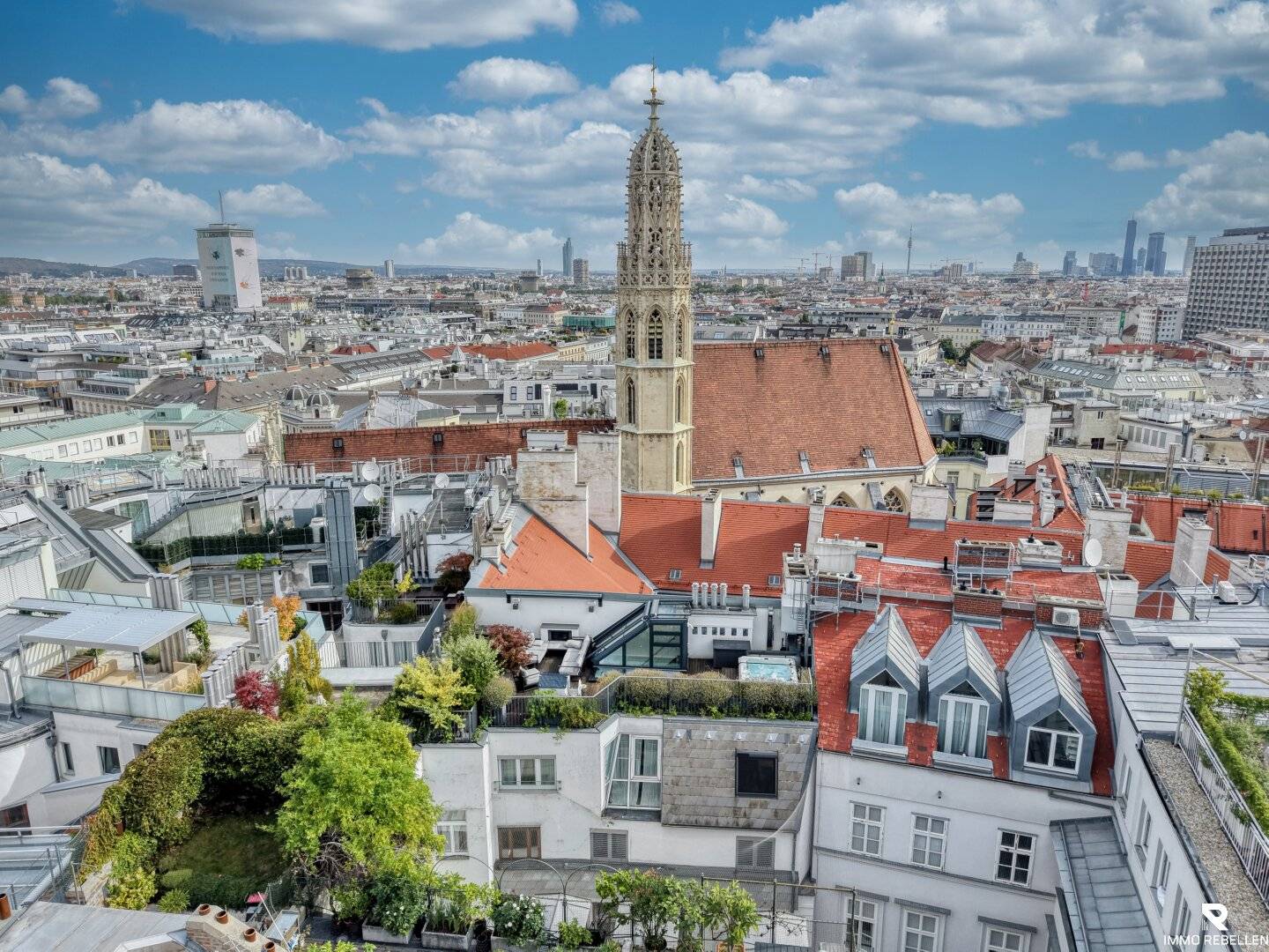 Exclusive Penthouse in the Heart of Vienna, 3 Levels, Rooftop Terrace &amp; Whirlpool