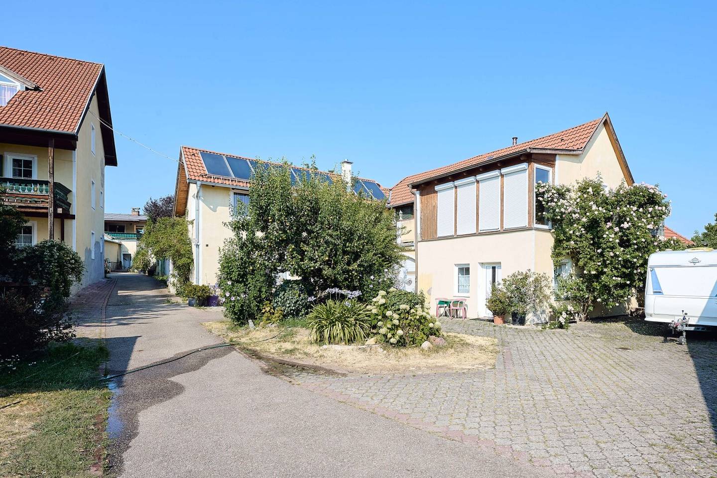 Wohnhaus mit zusätzlicher Einliegerwohnung in Maissau