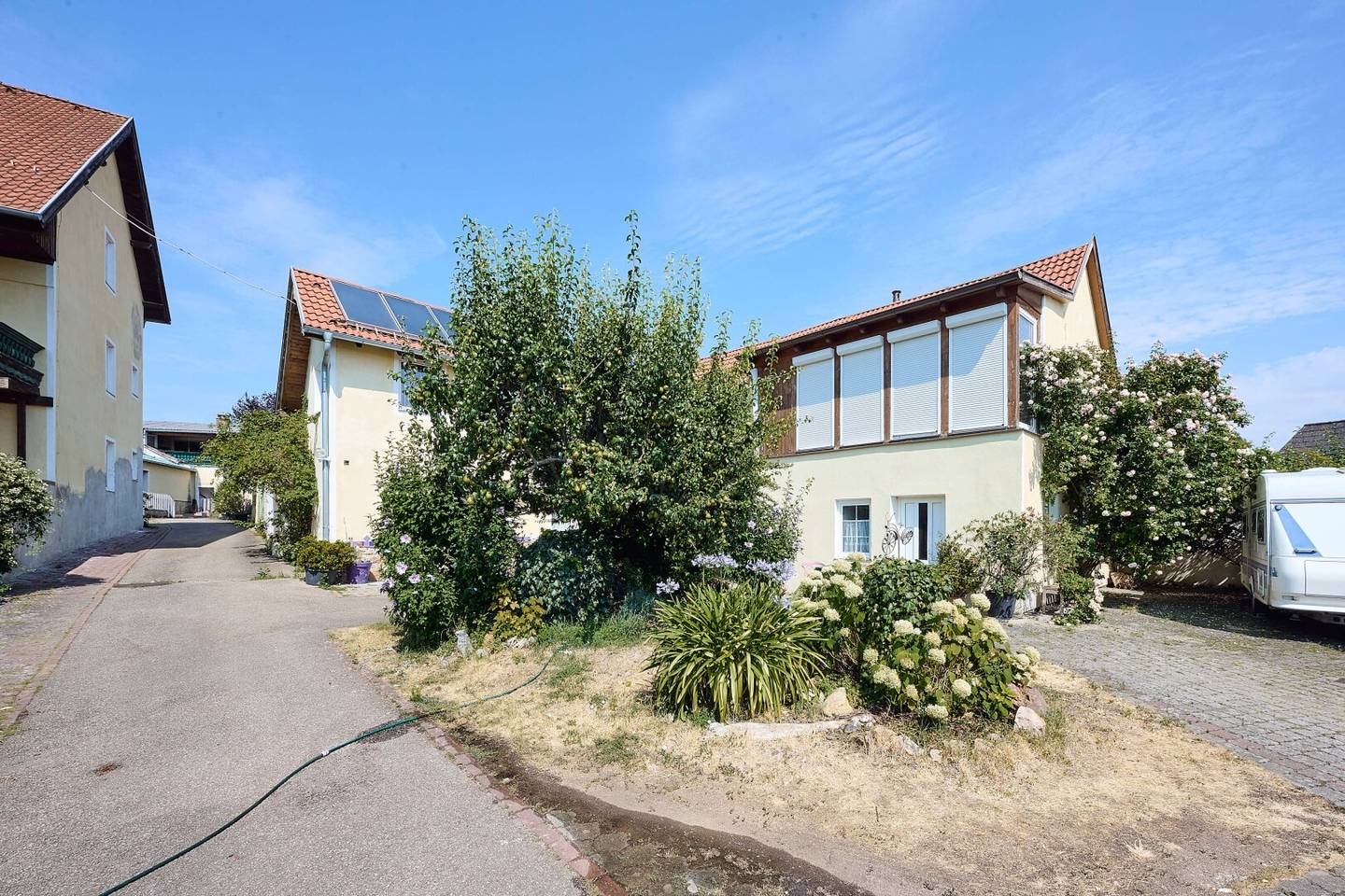 Wohnhaus mit zusätzlicher Einliegerwohnung in Maissau