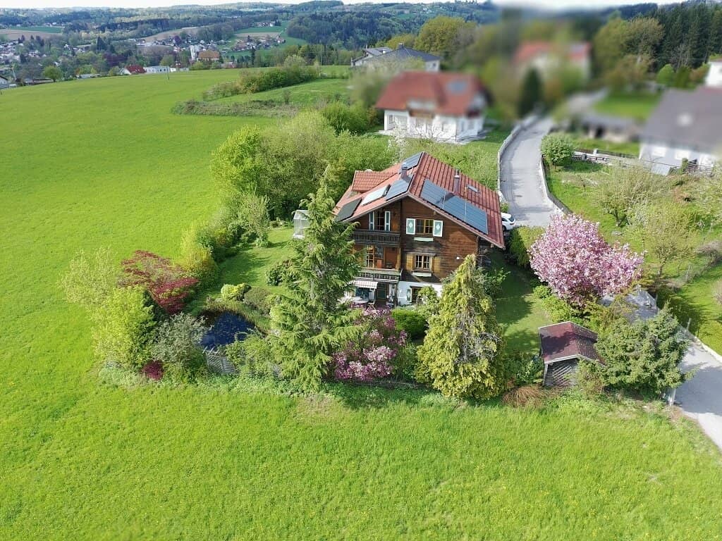 Landhaus in ruhiger Aussichtslage in Brunnenthal – nahe Schärding