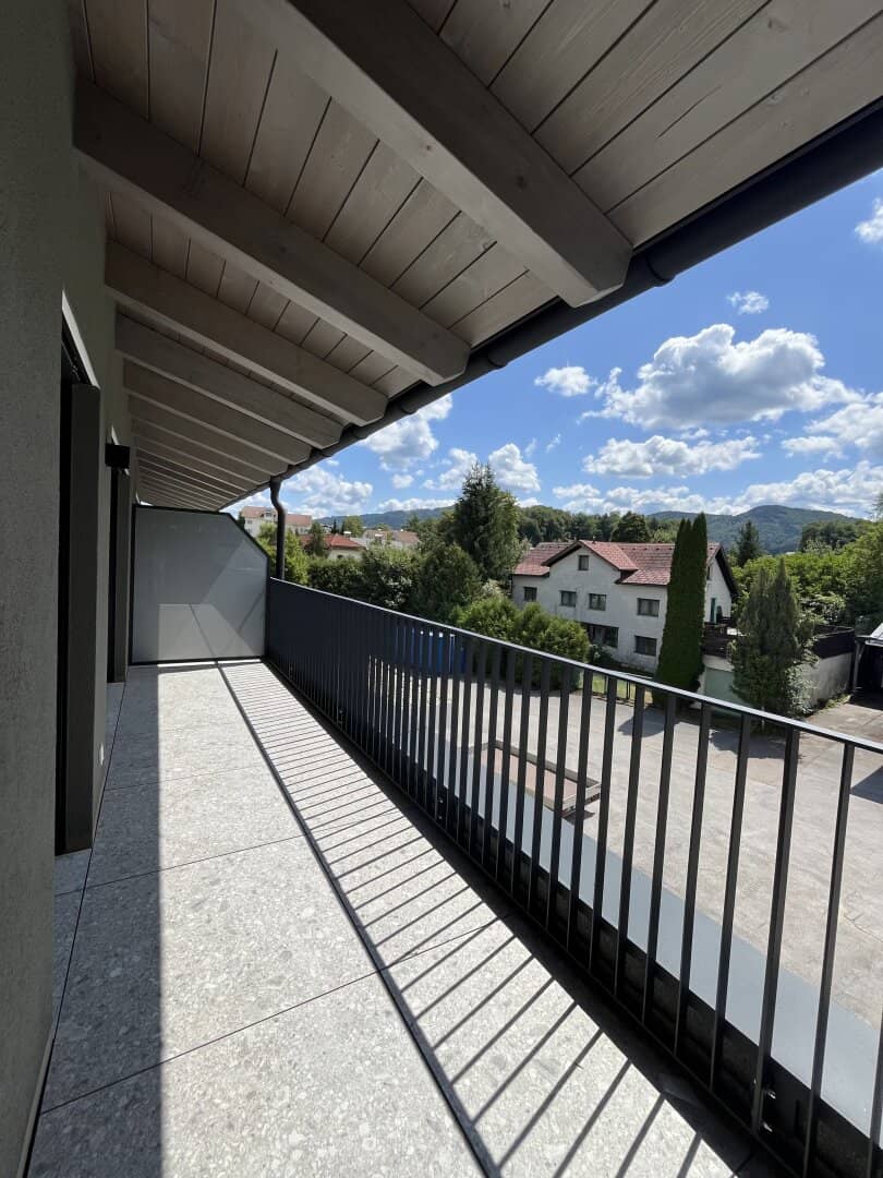 HENNDORF:  Dachgeschoss-Garconniere - NEUBAU