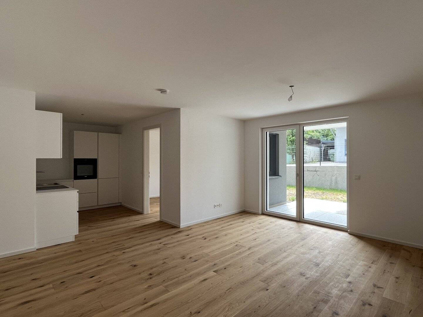 ERSTBEZUG:  2-Zimmer-Gartenwohnung in Henndorf am Wallersee!