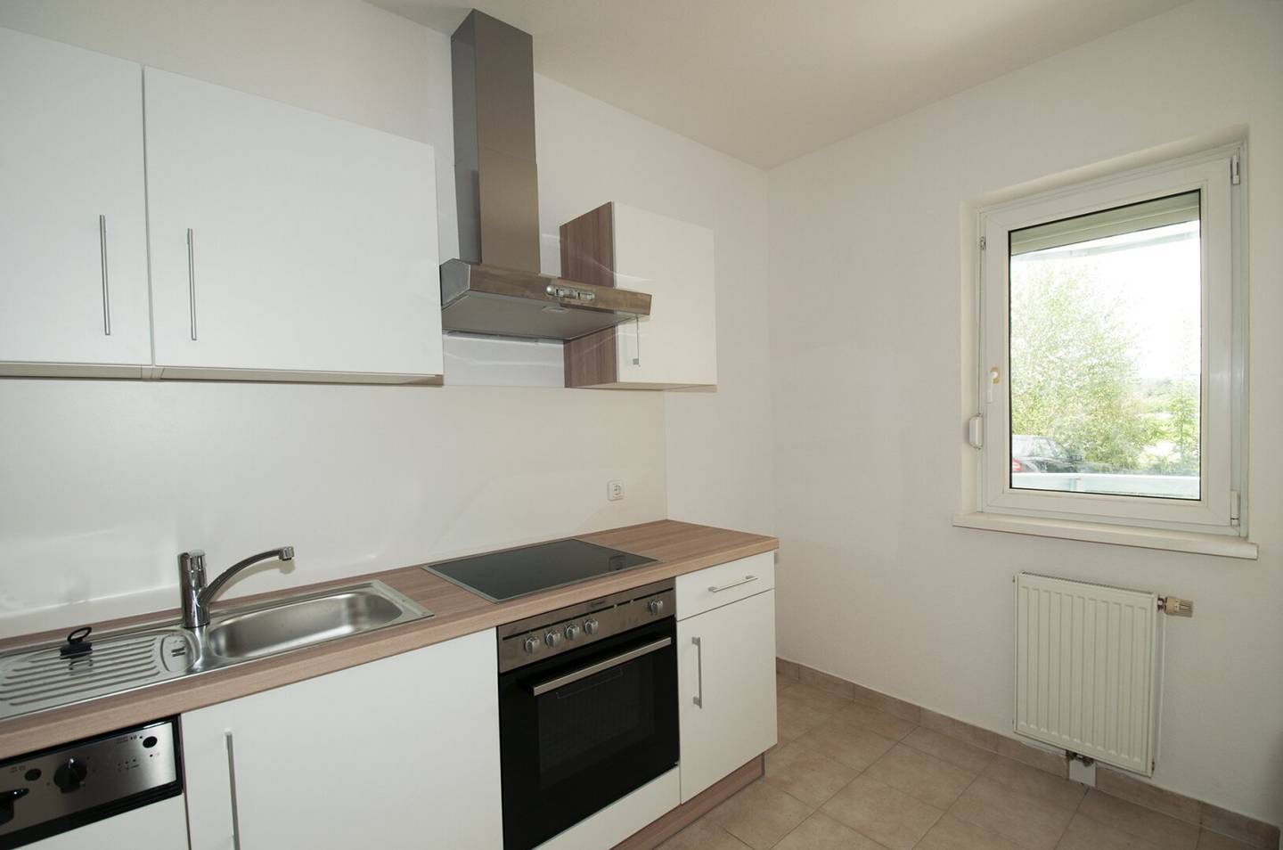 Mietwohnung (206) 68 m² mit Loggia / Balkon Einbauküche Vermietung direkt vom Eigentümer keine Provision