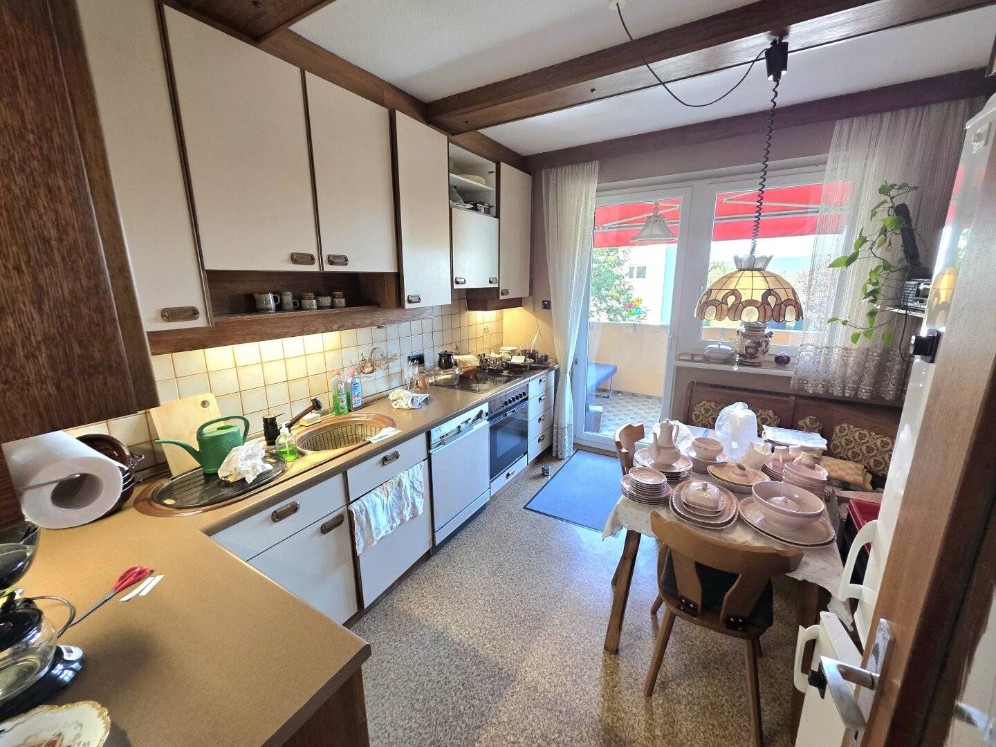 Quiet and bright apartment with good infrastructure!