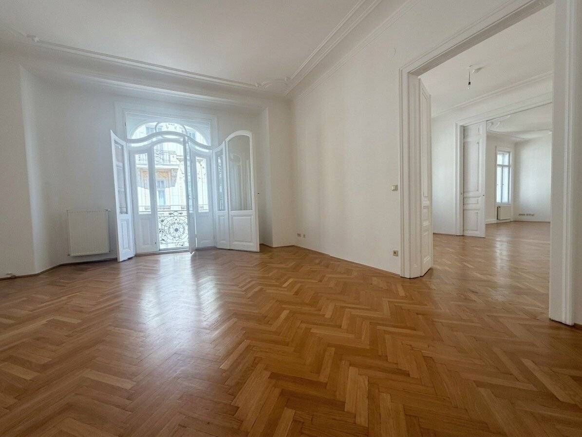 Schöne Altbauwohnung Nähe Arenbergpark! 5 Zimmer - unbefristet!