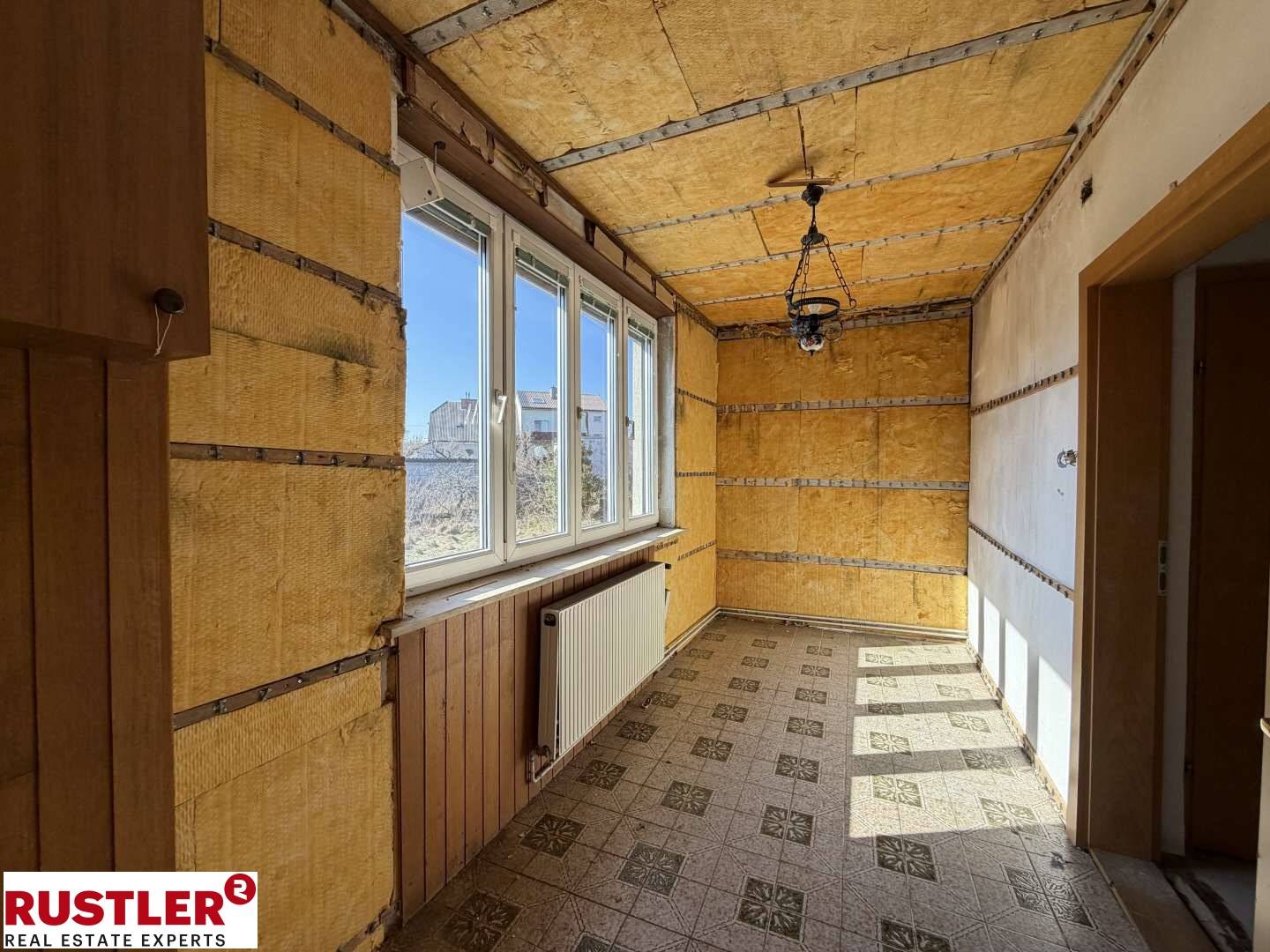 Südwestgarten und Ausbaupotenzial Familienwohnung