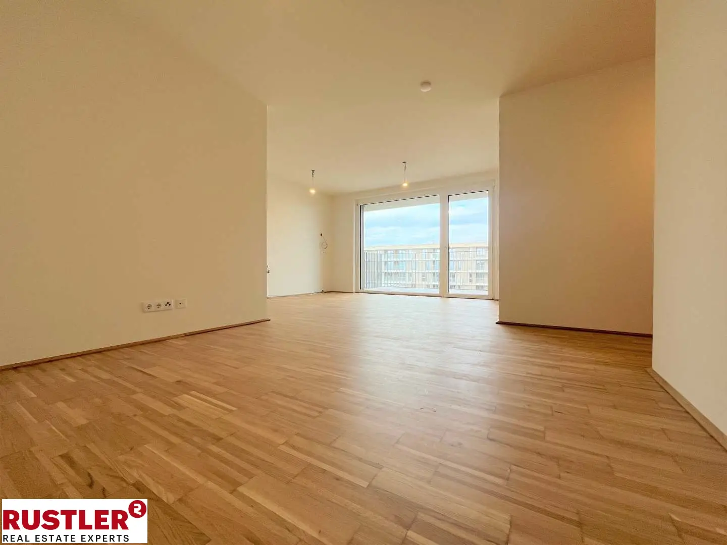 Lichtdurchflutete Wohnung am Murufer mit Balkon