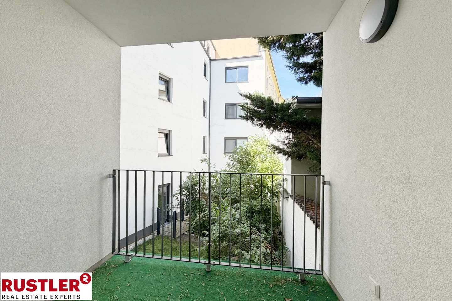 Helle Wohnung barrierefrei mit Loggia in Fußgängerzone