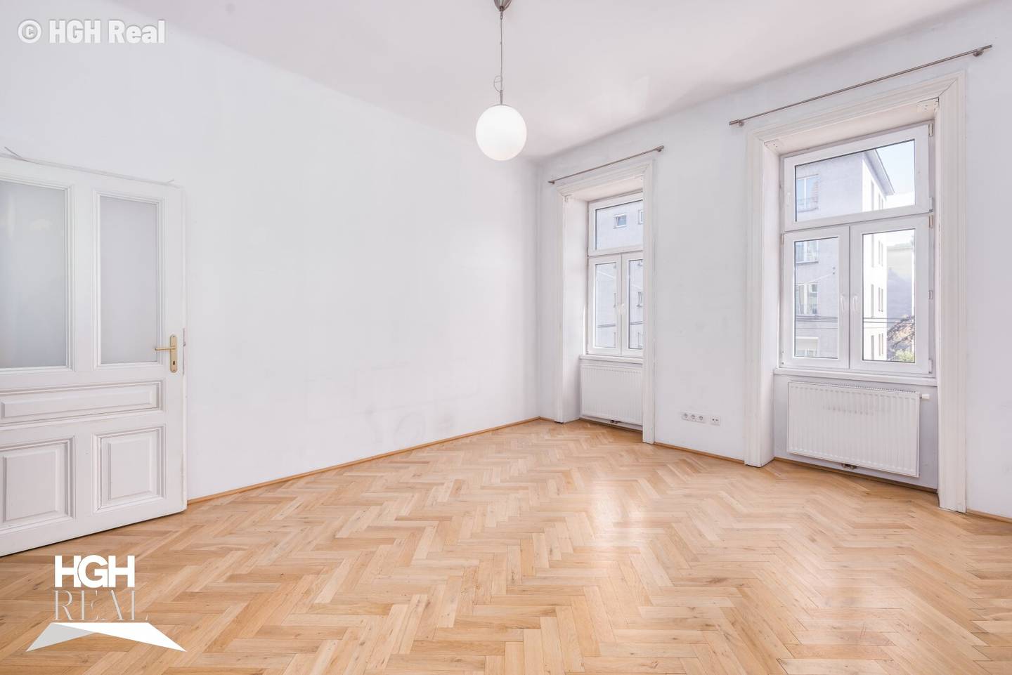 1160 Vienna Bright 3-room period apartment with elevator in central location of Ottakring near U3
