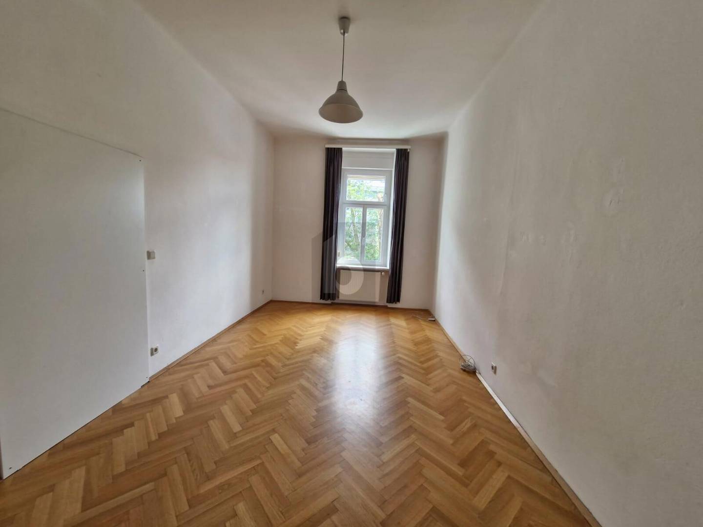 Helle Wohnung in zentraler ruhiger Lage