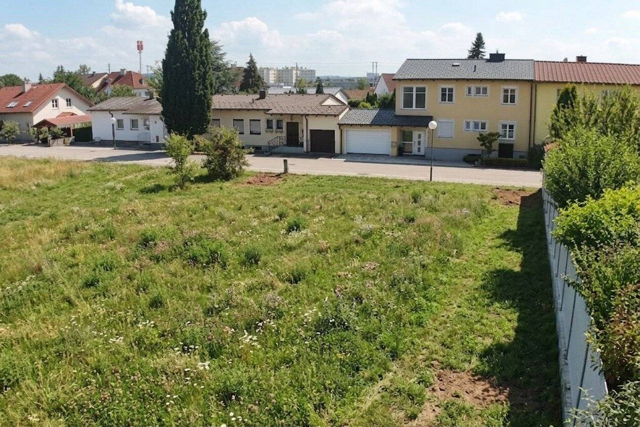 Level building plot in the centre of Tulln - development contribution paid