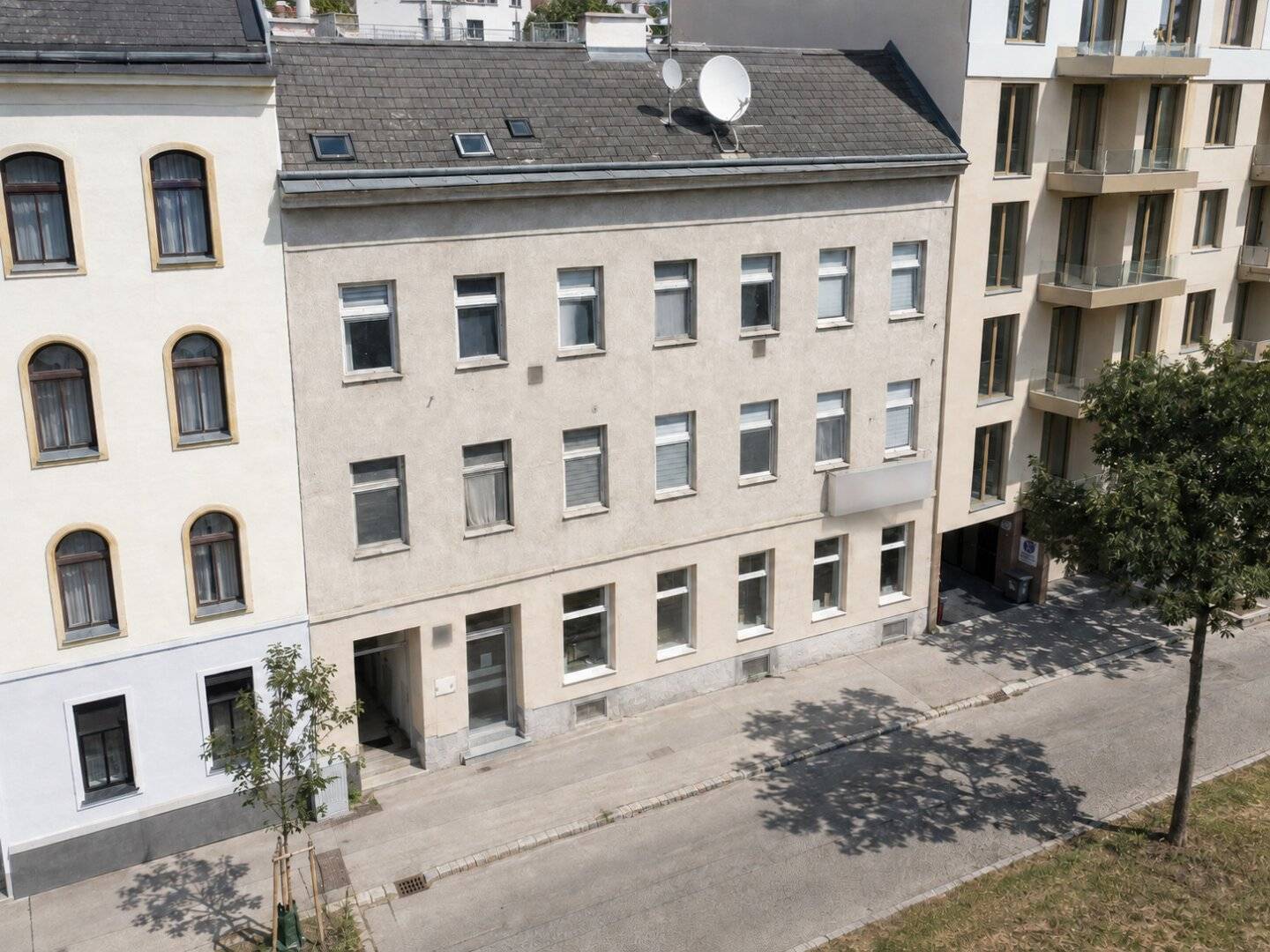 Zinshaus aus Privatbesitz – Bahnhof Wien Floridsdorf ca. 1km entfernt