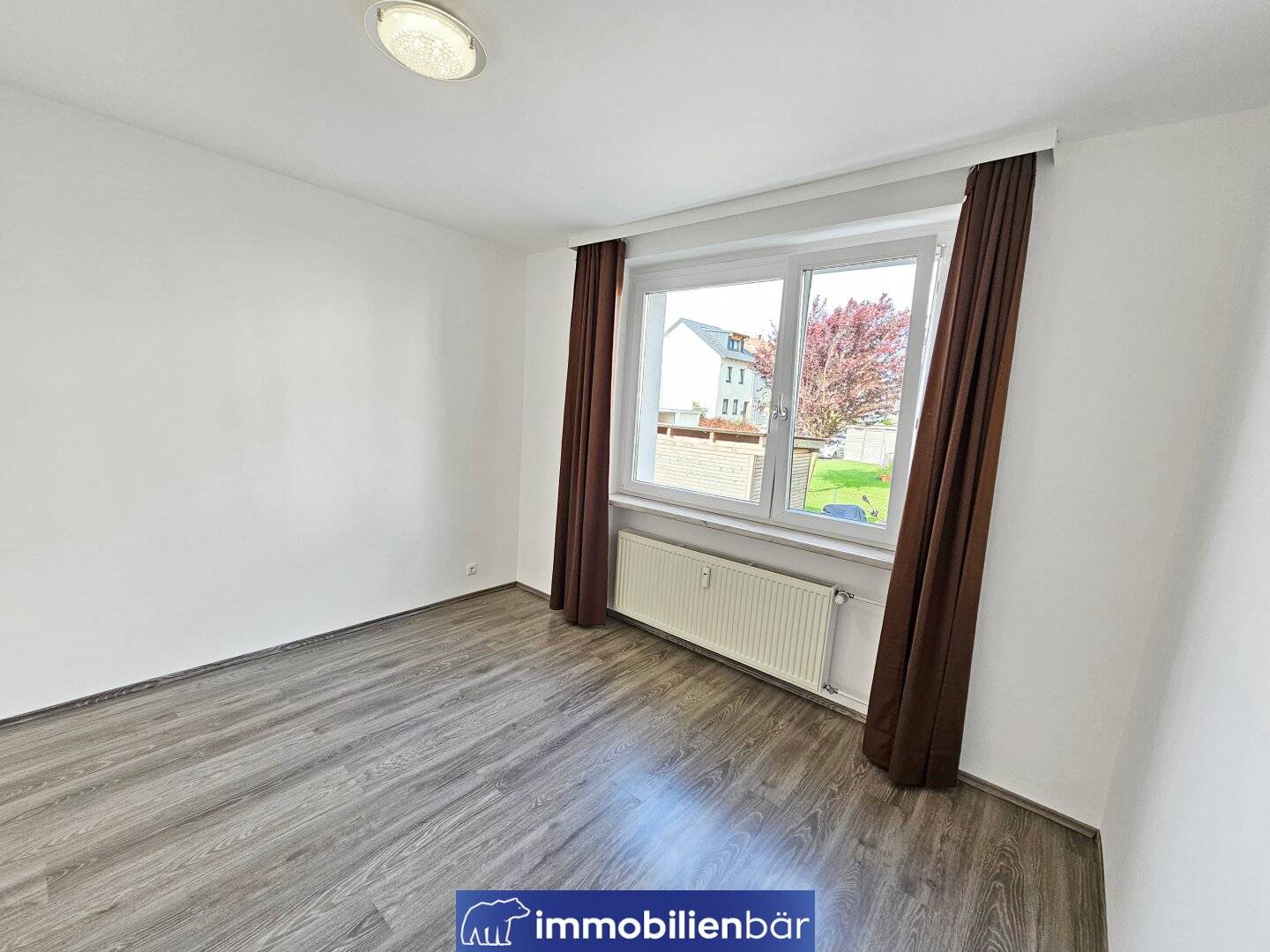 gemütliche Wohnung inkl. Küche im Herzen von Neumarkt