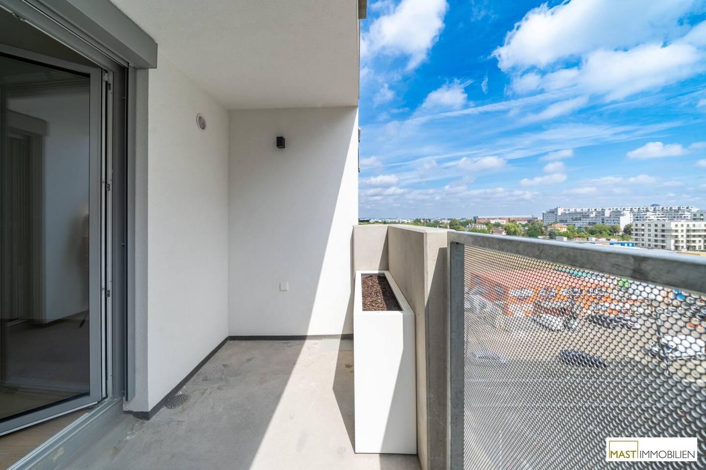 Alte Donau - 2-room first occupancy apartment on 5th floor - Available from October