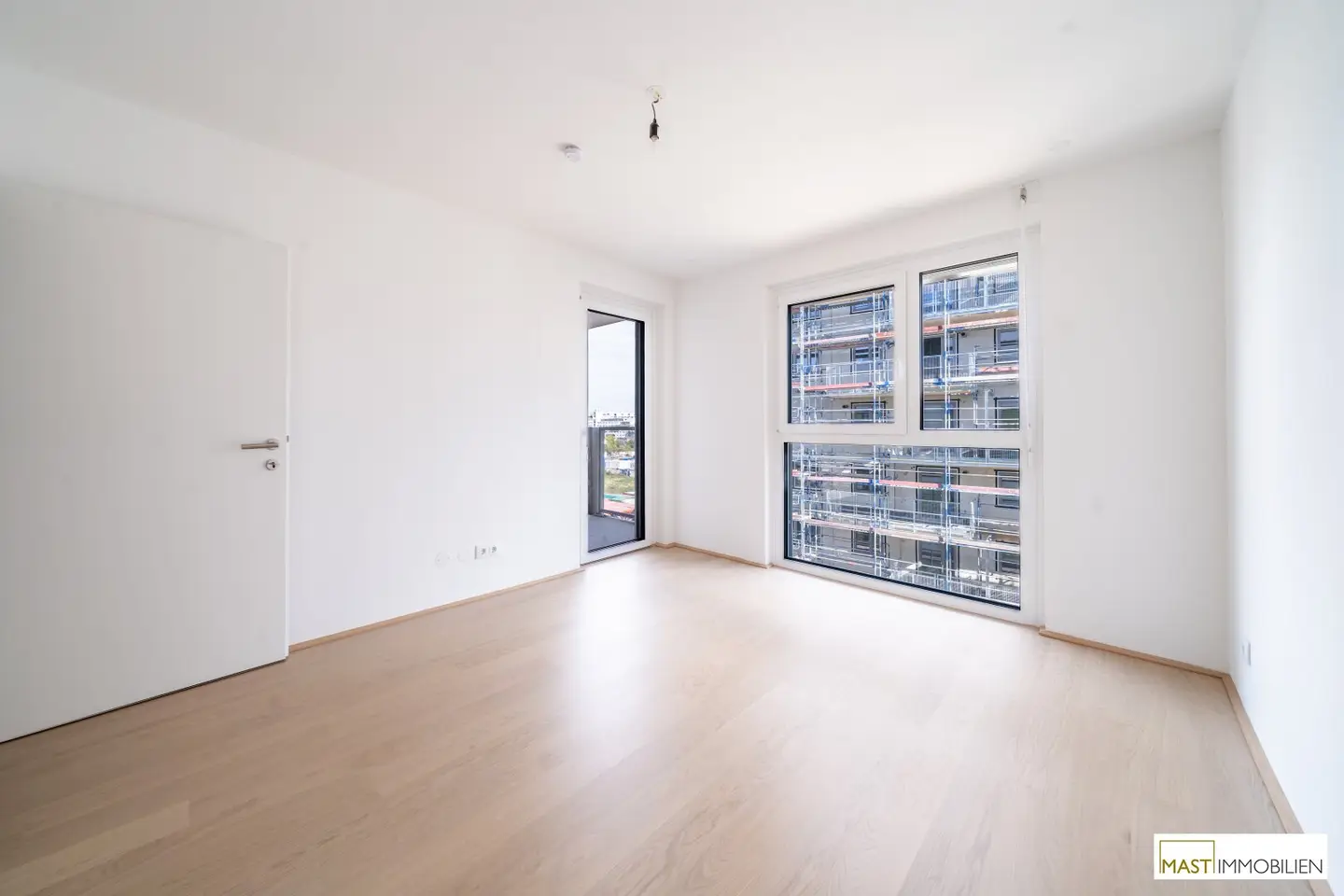 Alte Donau - 2-room first occupancy apartment on 5th floor - Available from October