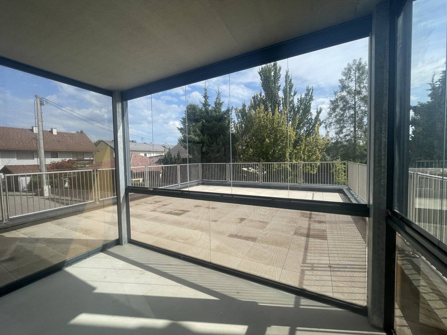 Großzügige Wohnung mit 86,57 m², 12 m² Loggia &amp; 60 m² Terrasse