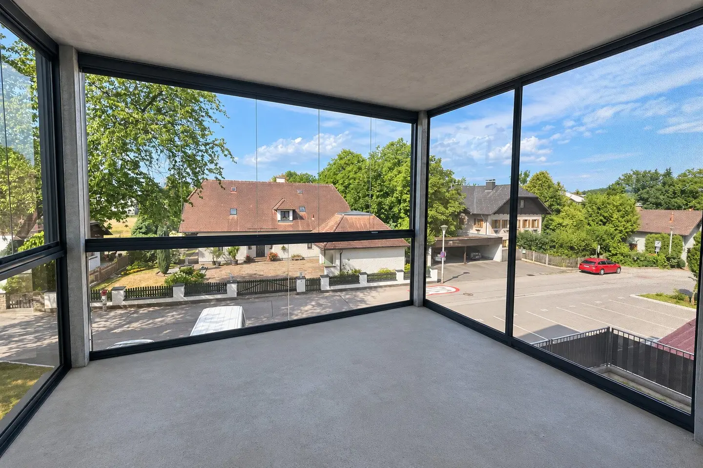 Spacious apartment with 99.36 m², 12 m² loggia