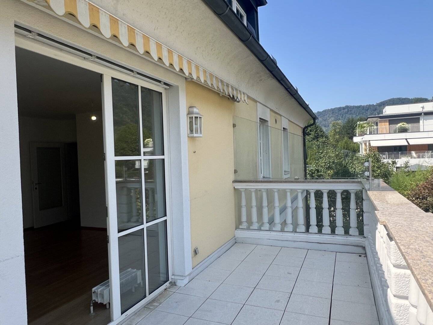 Bestlage Aigen: 3-Zimmer-Wohnung mit Balkon und Garage