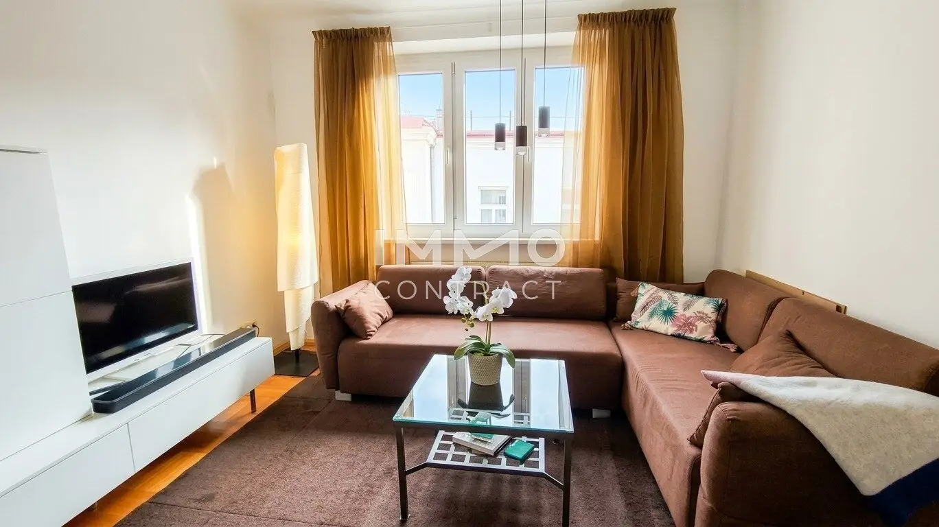 Quiet courtyard location meets Vienna city lifestyle – renovated 2 room apartment in prime location of the 3rd district