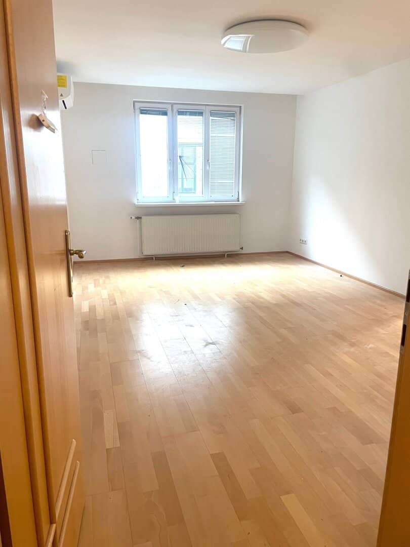 4 ZIMMER - WOHNUNGSEIGENTUM AM NESTROYPLATZ - VOLLKLIMATISIERT - U1 NESTROYPLATZ
