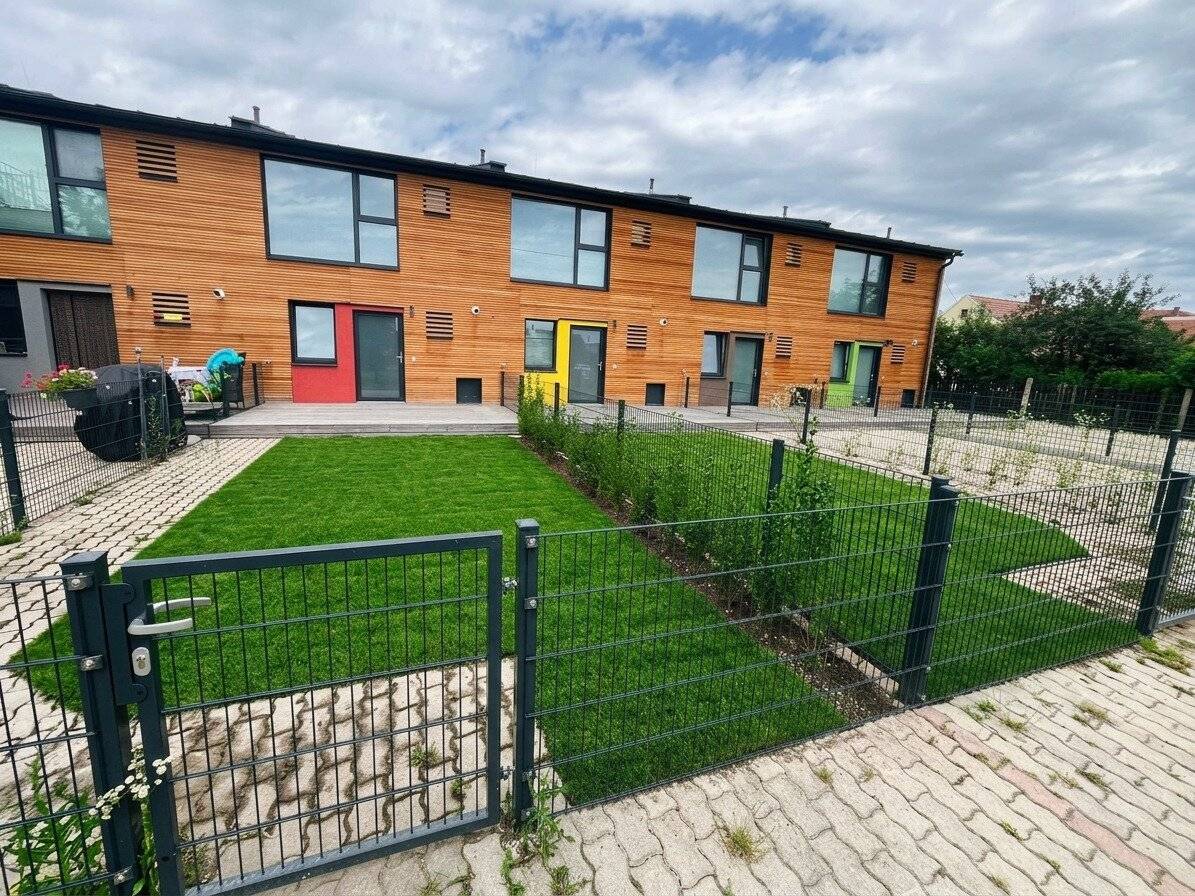 Modernes Haus mit Eigengarten &amp; Terrasse in Neudörfl