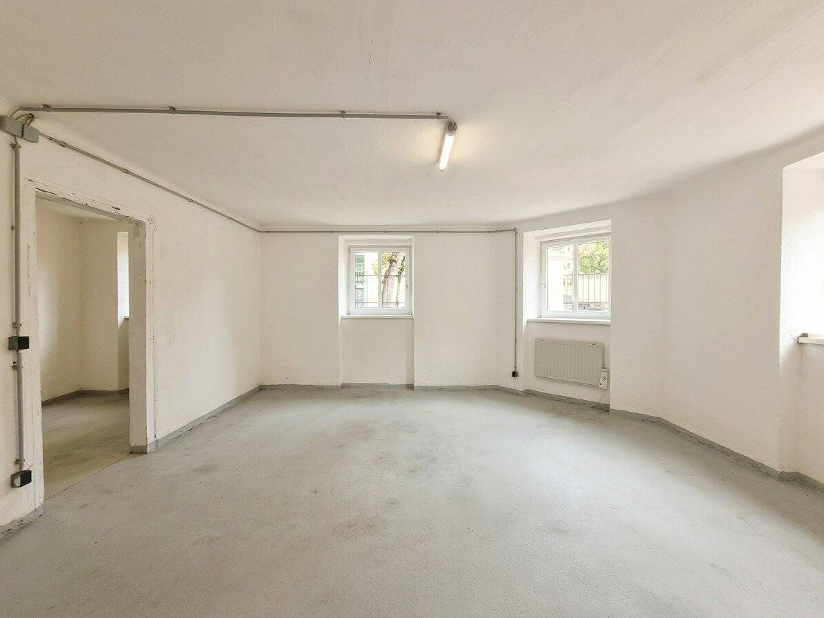STORAGE | HOBBY | CRAFT | COMMERCIAL – 71 m² versatile usable area