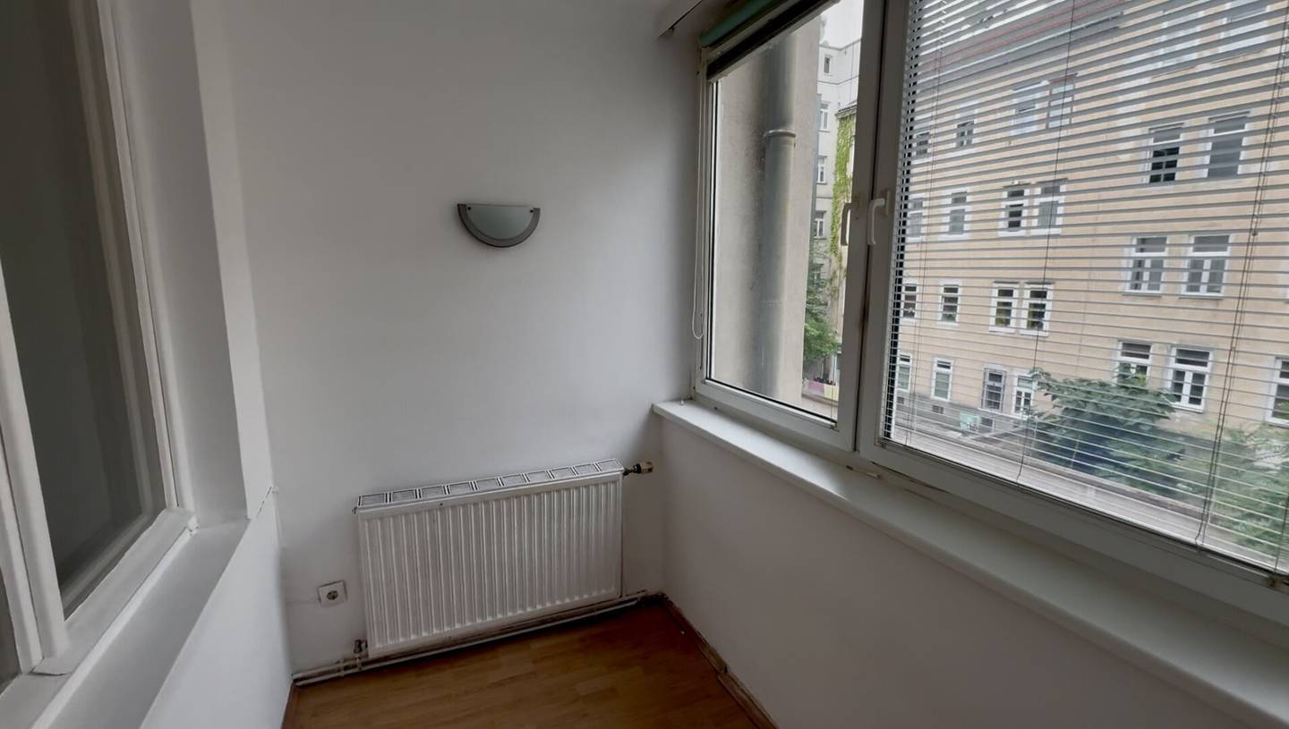TOP 3-Zi-WOHNUNG mit LOGGIA, U-BAHN-NÄHE und EINBAUKÜCHE in 1100 Wien um 249.000€!