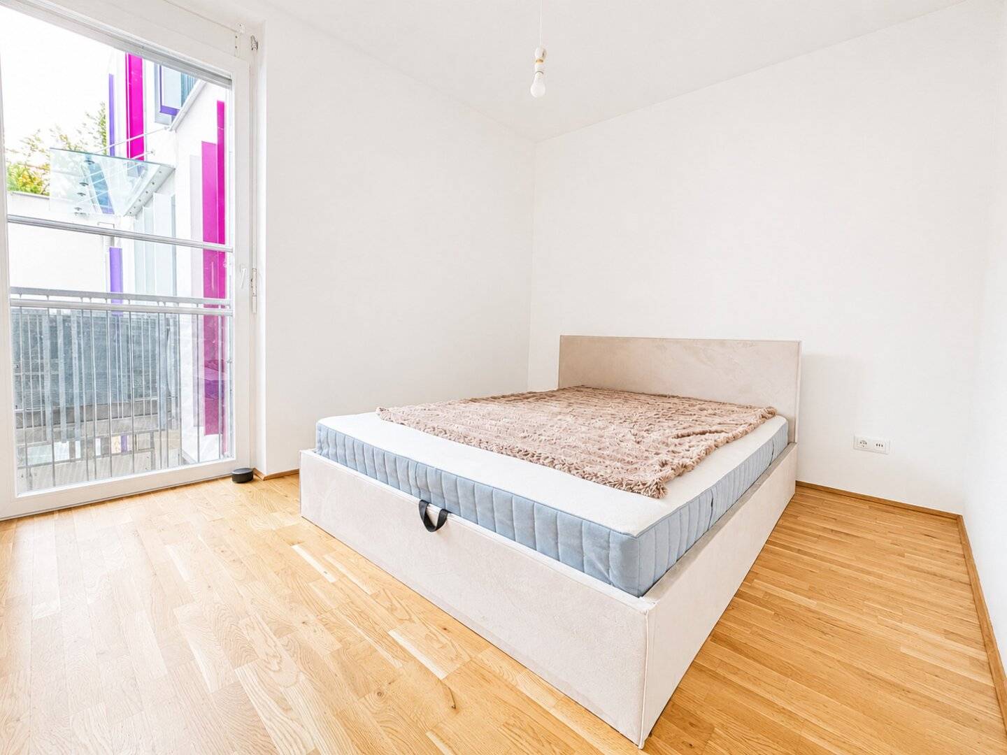 Modern living in prime location of Graz-St. Peter with underground parking space!