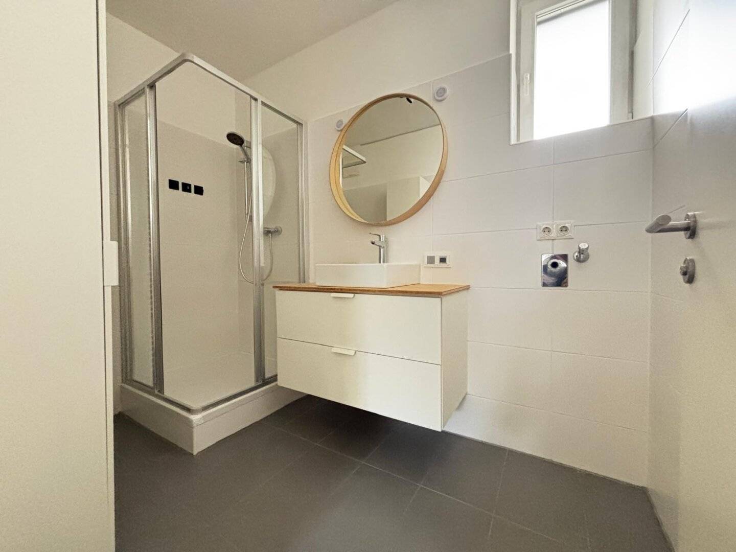 Modern living in prime location of Graz-St. Peter with underground parking space!