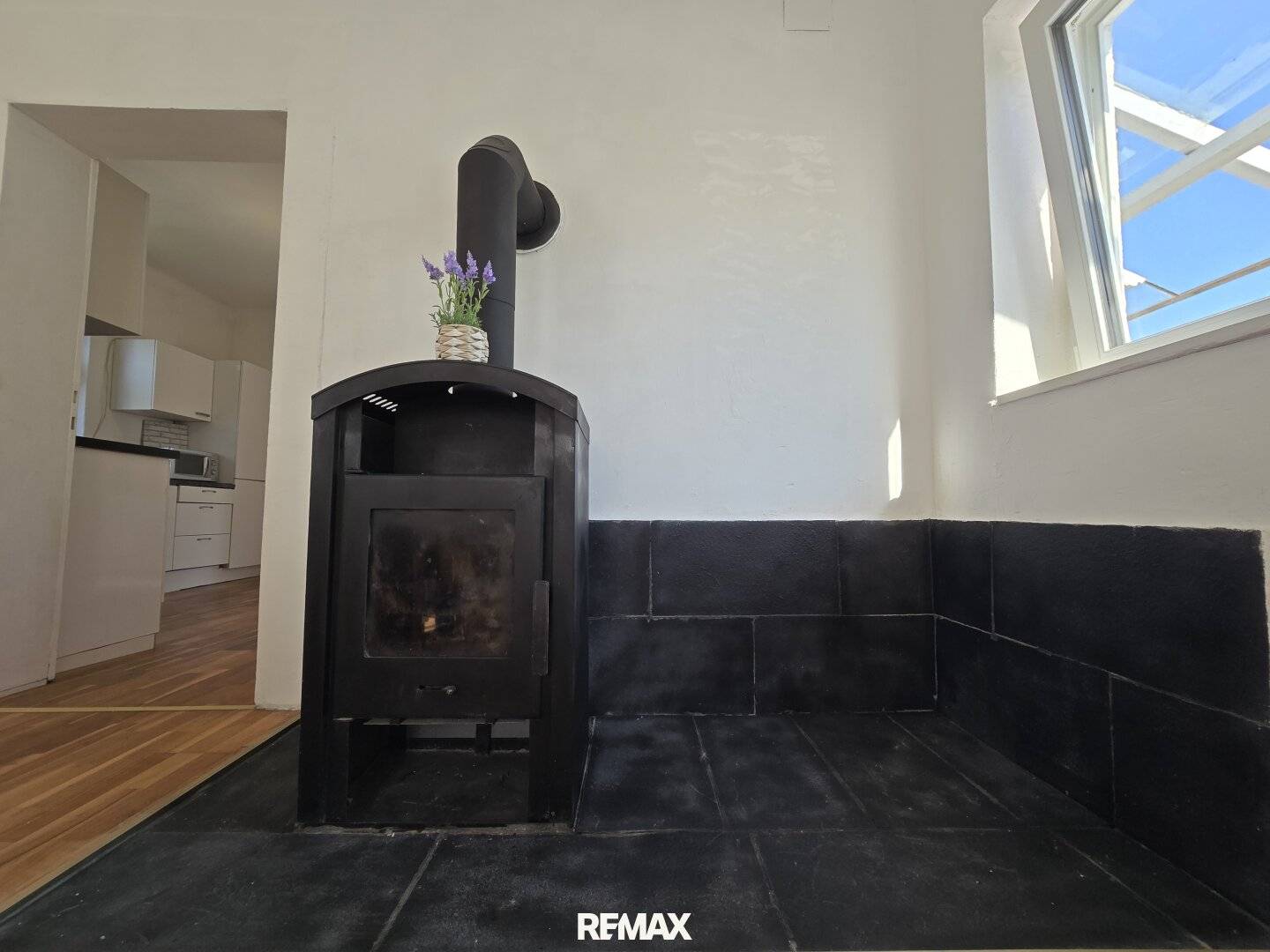 Shell house in Güssing with garage, terrace and cistern - Top price!