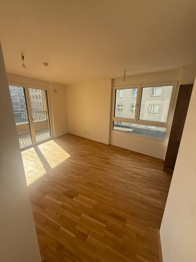 Helle Wohnung mit Loggia nahe Keplerplatz