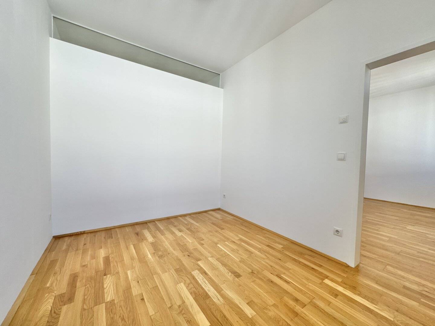 PROVISIONSFREIE 2 ZIMMER WOHNUNG + BALKON NAHE U3