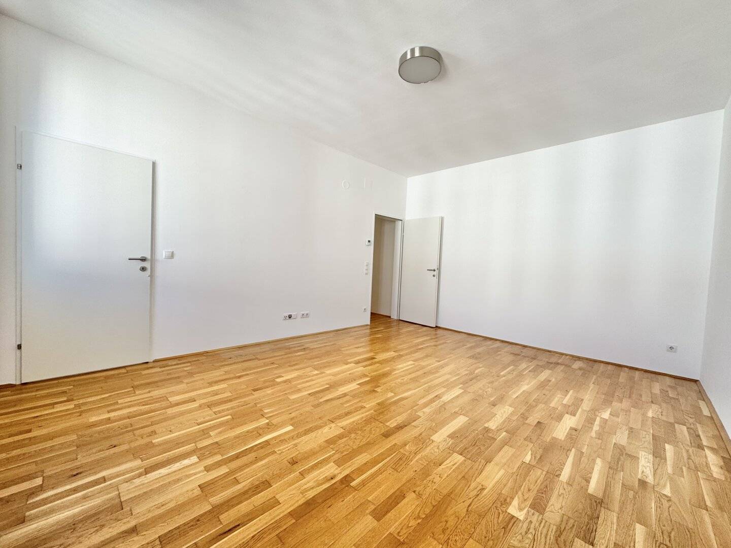 PROVISIONSFREIE 2 ZIMMER WOHNUNG + BALKON NAHE U3