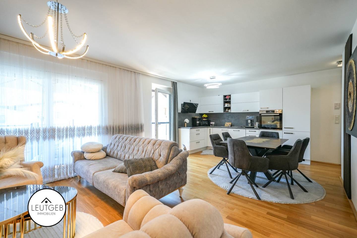 Moderne 3-Zimmerwohnung mit Südbalkon in neuwertiger Wohnanlage in Telfs