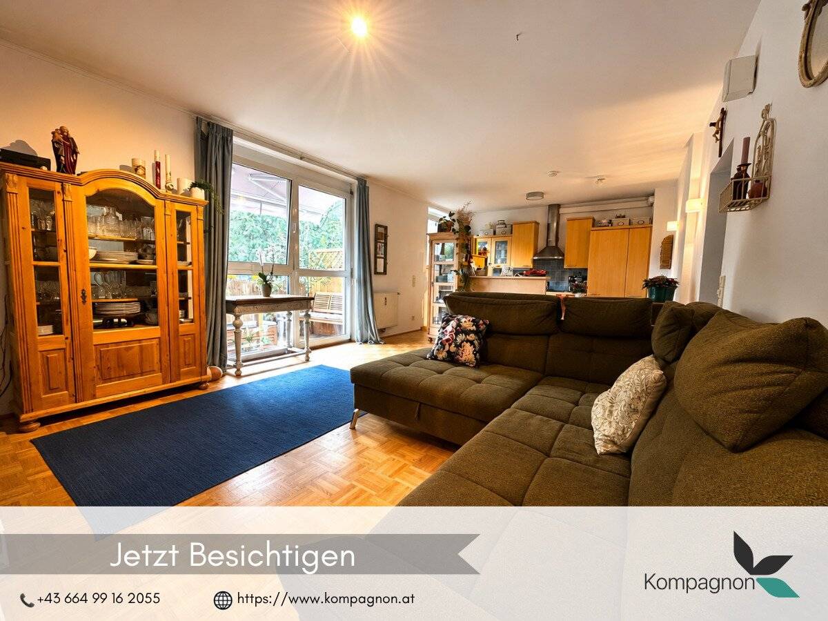 Quiet living with green view and special features